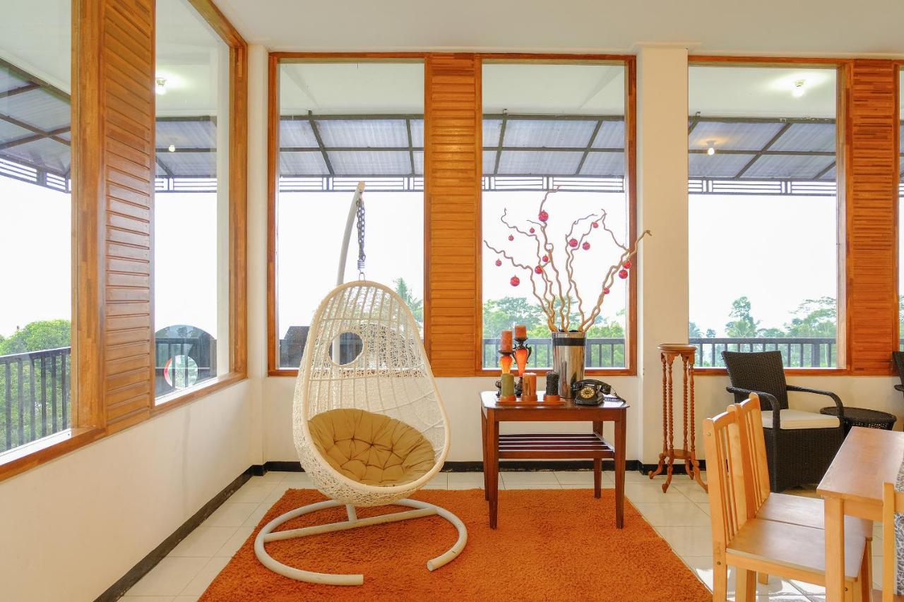 Oyo 446 Hotel Kawi Surapatha Malang Exteriér fotografie