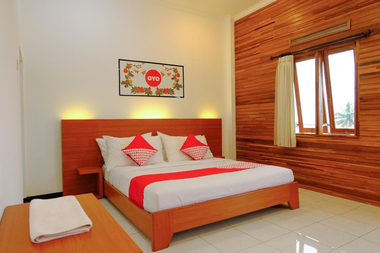 Oyo 446 Hotel Kawi Surapatha Malang Exteriér fotografie