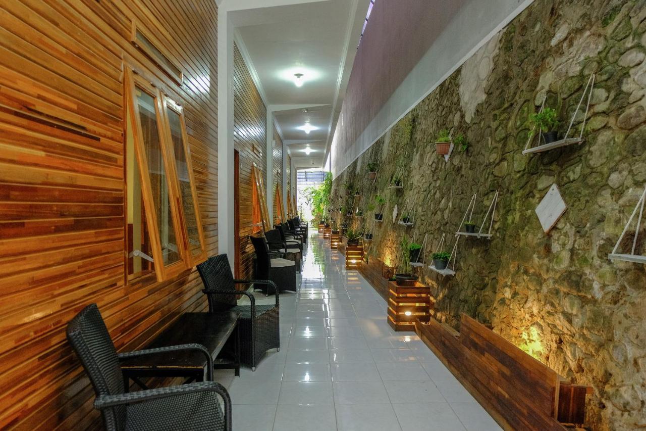 Oyo 446 Hotel Kawi Surapatha Malang Exteriér fotografie