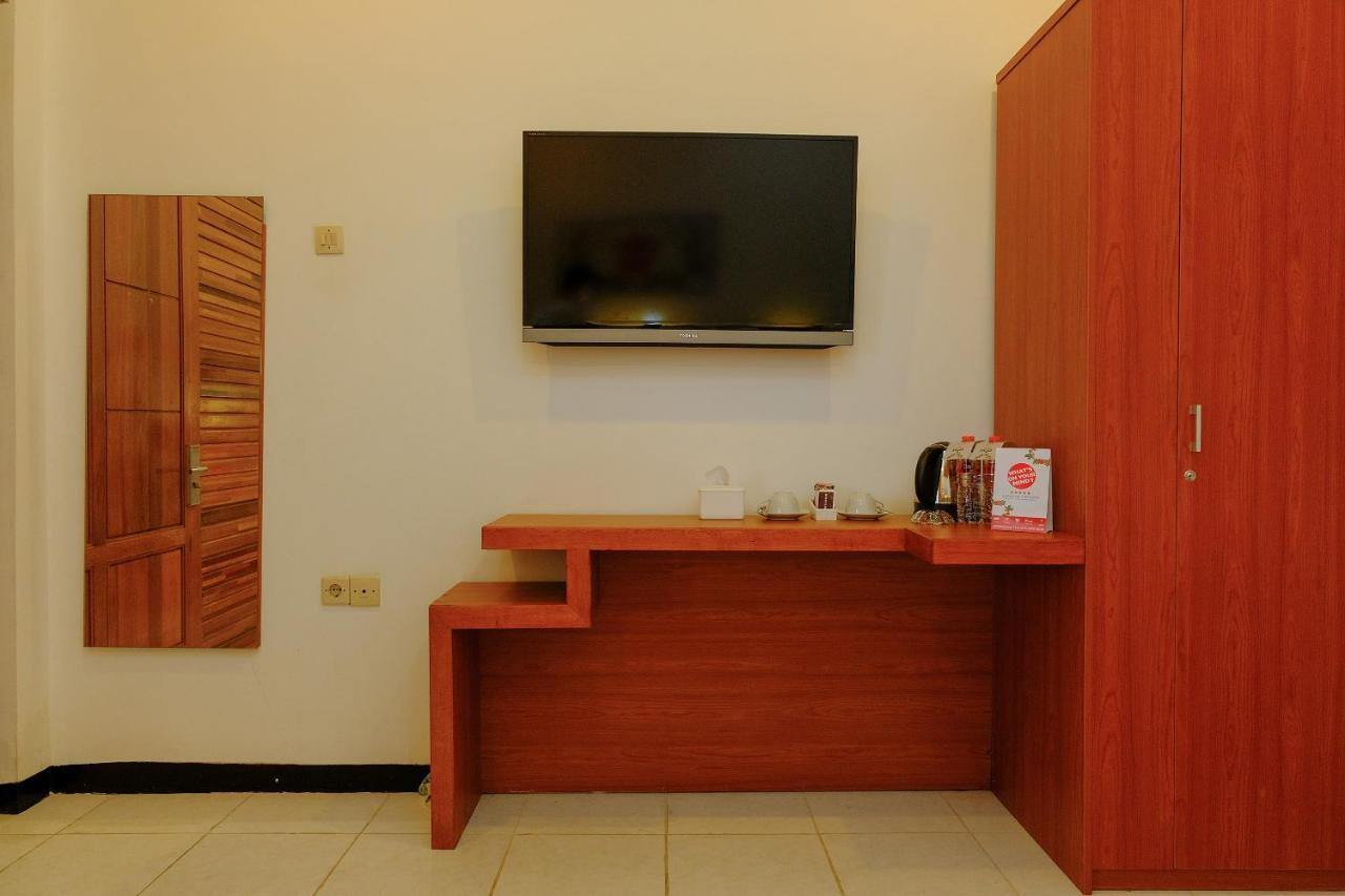Oyo 446 Hotel Kawi Surapatha Malang Exteriér fotografie