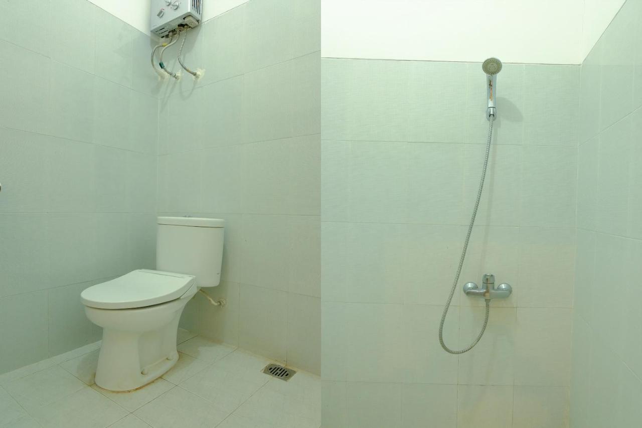 Oyo 446 Hotel Kawi Surapatha Malang Exteriér fotografie